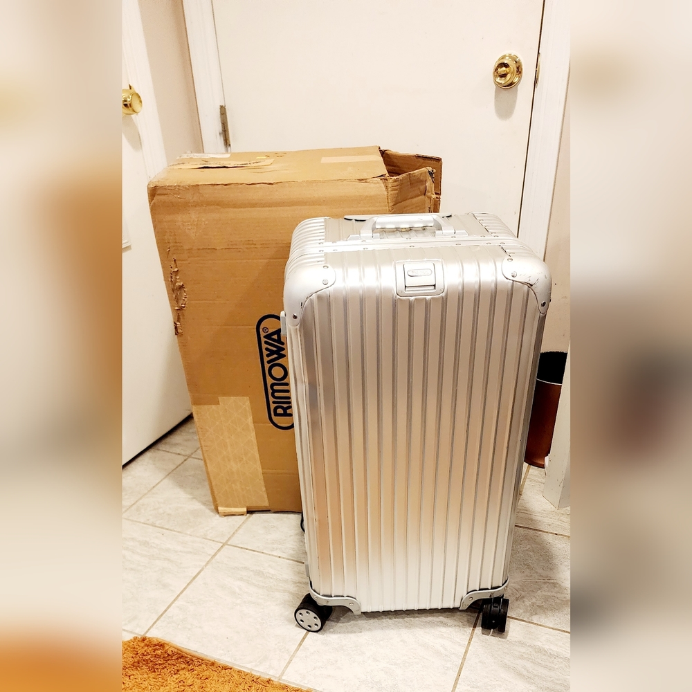 Rimowa Topas Silver Sport Trunk 28"